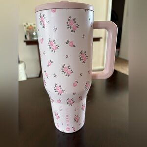 EUC HydroJug 40 fl oz Traveler Tumbler in Wildrose